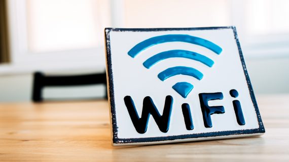 Bahaya WiFi Umum: Ini Cara Melindungi Data Pribadimu!